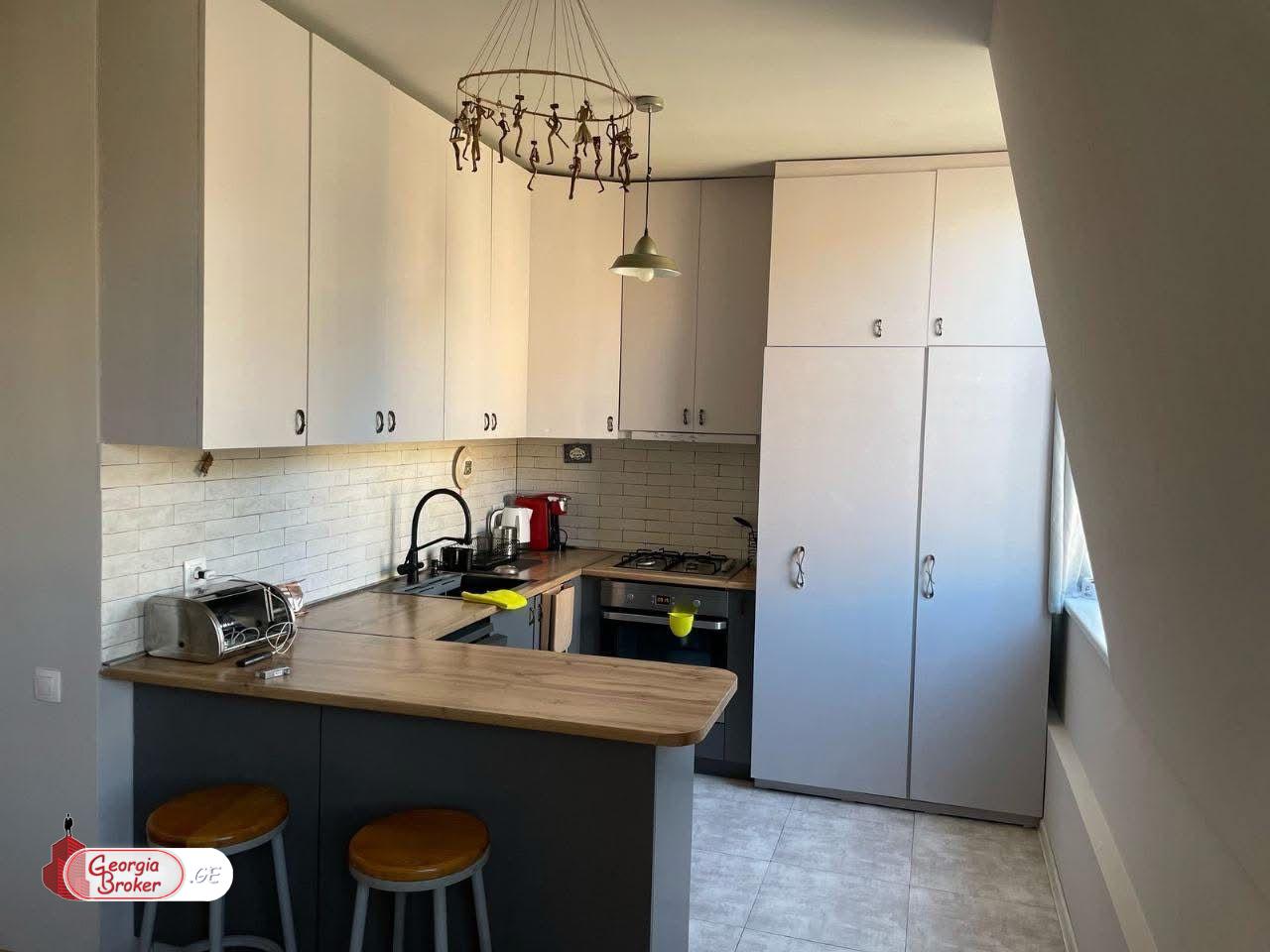 nearly repaired 3-room apartment for sale